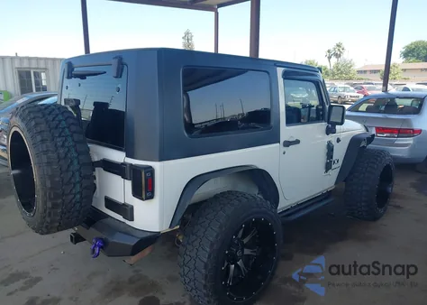 2008 Jeep Wrangler X Rhd from USA, damaged, VIN 1J4FZ24118L569975